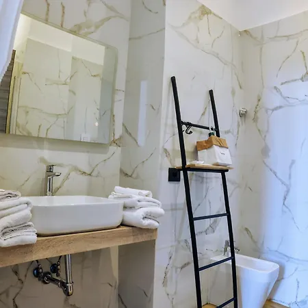 Bed & Breakfast 49 Downtown 4*