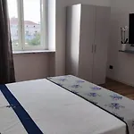 49 Downtown 4* ポンペイ